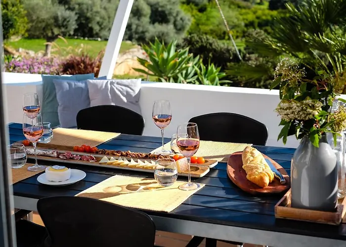 Casa Verdazul بيت ضيافة 4*