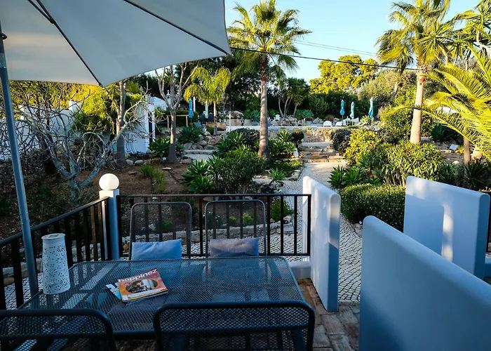 Casa Verdazul بيت ضيافة 4*
