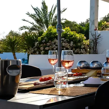 Casa Verdazul Ταβίρα