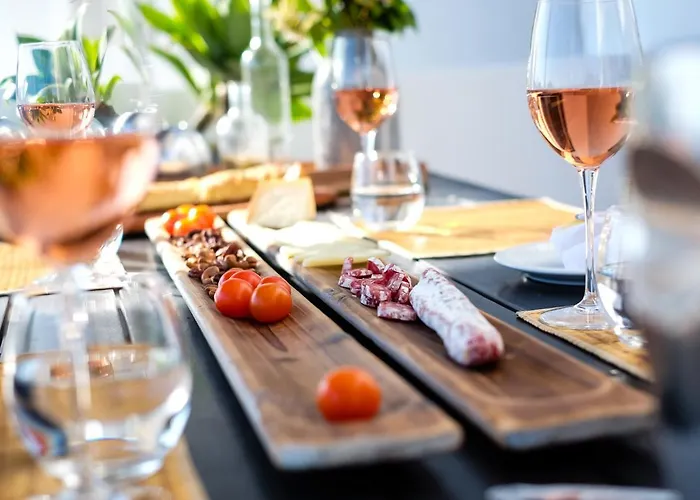 Casa Verdazul 타비라